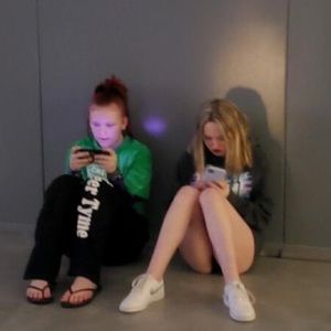 Meet your Posher, Em